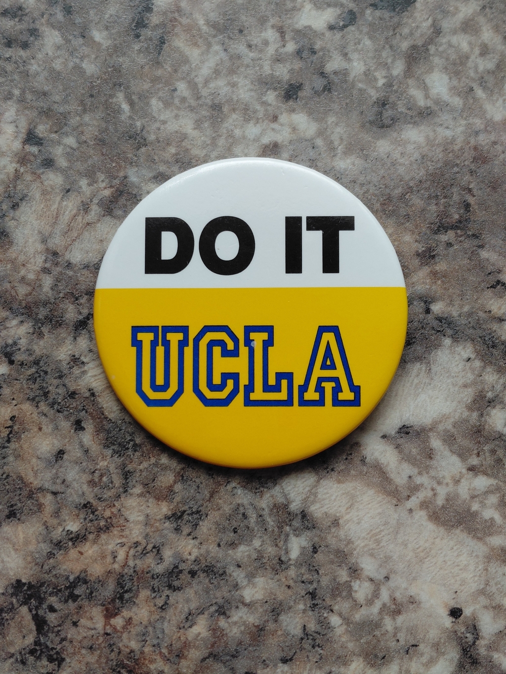 Vintage DO IT UCLA College Metal Pinback Button